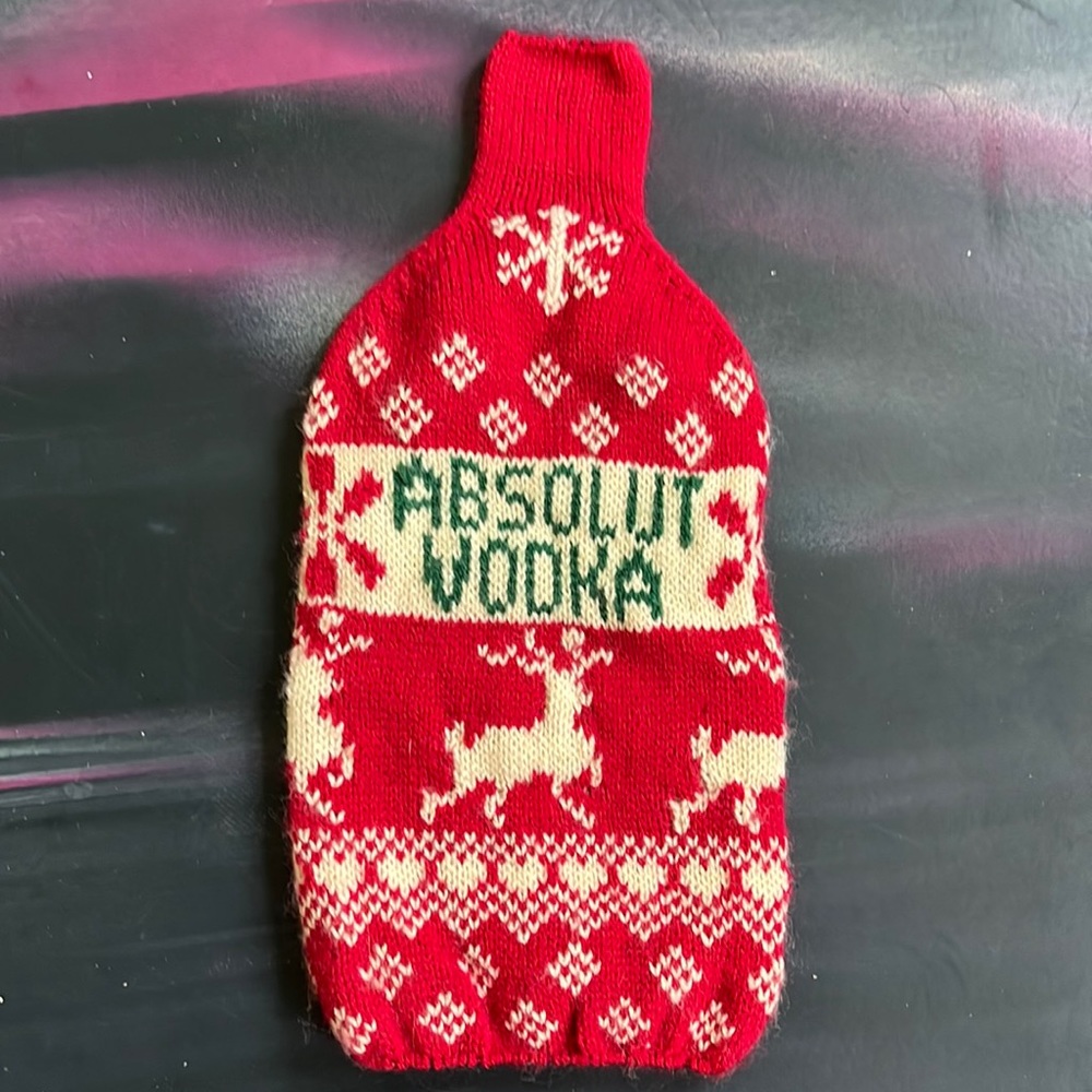 Absolute vodka knit bottle cover by Cynthia Rowley